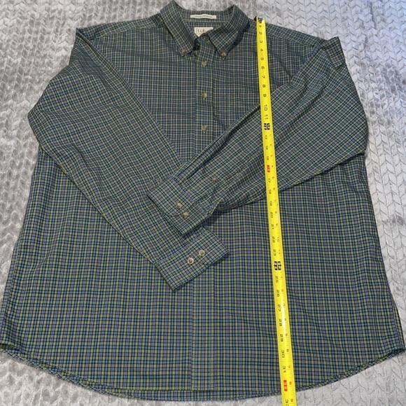 L. L. Bean Plaid Button Down Long Sleeve Shirt.  100% Cotton.  Size XL. - Picture 4 of 7
